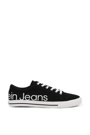 נעלי סניקרס שחורות עם לוגו  CALVIN KLEIN