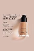 תמונת תקריב של Luminous Silk Perfect Glow Flawless Foundation 4.5 30 ML