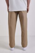 תמונת דוגמן אחורית של Stretch Twill Relaxed-Fit Golf Pant Regular