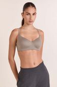 תמונת דוגמן קידמית של Nulu Adjustable Bra