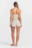 תמונת דוגמן אחורית של SHORT