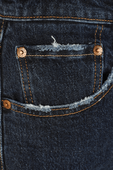 מכנסי ג'ינס 501 קצרים בגוון כחול כהה LEVI`S