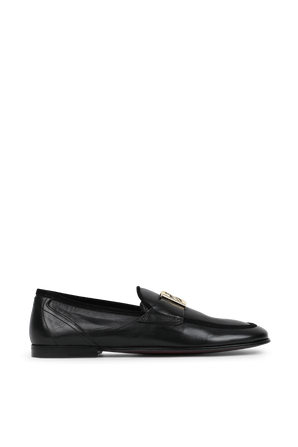 נעלי מוקסינים מעור עם אלמנט מונוגרמי מוזהב בגוון שחור DOLCE & GABBANA