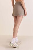 תמונת דוגמן אחורית של Align™ High-Rise Skirt