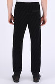 תמונת דוגמן אחורית של Black Jogging Pants With All Over Logo