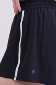 תמונת תקריב דוגמן של Swift Relaxed High-Rise Running Short 2.5''