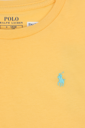 גילאי 8-16 חולצת טי צהובה עם לוגו רקום POLO RALPH LAUREN KIDS