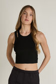 תמונת דוגמן קידמית של Cut-Out Knit Tank Top
