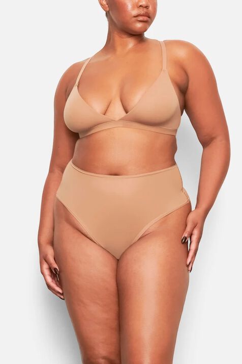 HIGH-WAISTED THONG SKIMS