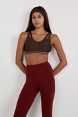 תמונת דוגמן קידמית של Levitation Sports Bra