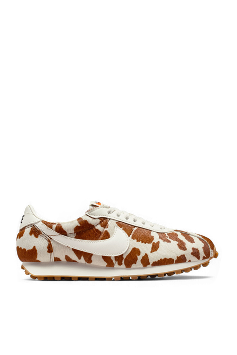 נעלי סניקרס NIKE