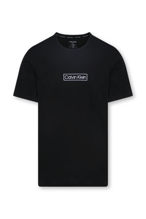 חולצת טי שחורה עם לוגו ממוסגר CALVIN KLEIN