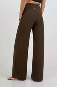 תמונת דוגמן אחורית של LULULEMON ALIGN&trade; PALAZZO PANT *REG