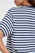 תמונת תקריב דוגמן של All Yours Organic Cotton Cropped T-Shirt *Stripe