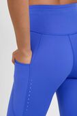 תמונת תקריב דוגמן של Fast and Free High-Rise Tight 25'' 5 Pocket