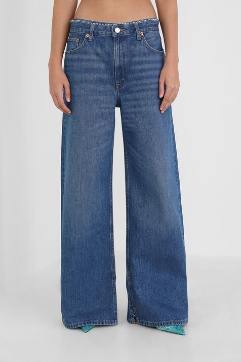 מכנסי ג'ינס אוברסייז עם שיבוץ אבני קריסטל RE/DONE