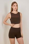 תמונת דוגמן קידמית של Bend This Mesh Bandeau and V-Neck Bra *Light Support, A&ndash;C Cups