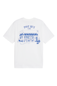 תמונה אחורית של חולצת טי בגזרה משוחררת