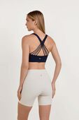 תמונת דוגמן אחורית של FlexyFlex Strappy Yoga Bra Light Support, D-DDD Cups