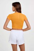 תמונת דוגמן אחורית של Swiftly Tech Cropped Short-Sleeve Shirt 2.0