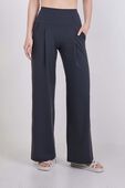 תמונת דוגמן קידמית של lululemon Align&trade; Palazzo Pant Regular