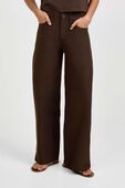 תמונת דוגמן קידמית של Easyfive Lr Classic-Wide Pant Regular