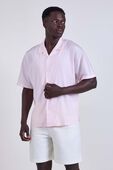תמונת דוגמן קידמית של Lightweight Camp Collar Button-Up Shirt