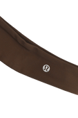 תמונת תקריב של Luxtreme Training Headband