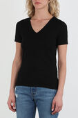 תמונת דוגמן קידמית של Basic Tshirt in Noir Black