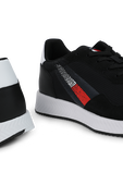נעלי ריצה שחורות עם סמל הדגל TOMMY HILFIGER