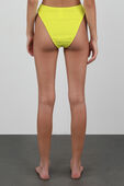 תמונת דוגמן אחורית של תחתוני ביקיני גבוהים בגוון צהוב