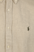 תמונה אחורית של Classic Fit Linen Shirt in Beige