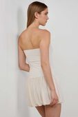 תמונת תקריב דוגמן של 2-in-1 Bubble-Hem Mini Dress