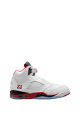 תמונה קידמית של נעלי סניקרס אייר ג'ורדן 5 רטרו