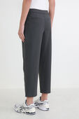 תמונת דוגמן אחורית של Tapered-Leg Mid-Rise Pant Luxtreme