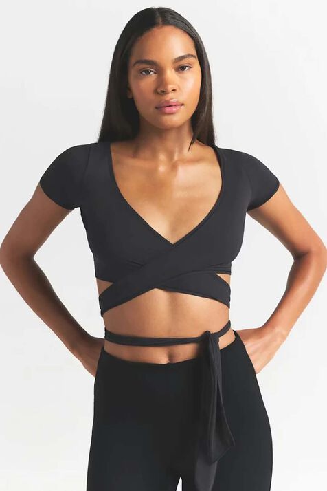 FITS EVERYBODY WRAP SUPER CROPPED T-SHRT SKIMS