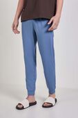תמונת דוגמן קידמית של Soft Jersey Jogger Pant Regular