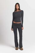 תמונת דוגמן קידמית של FOLDOVER PANT
