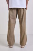 תמונת דוגמן אחורית של Unshaken Relaxed Pull-On