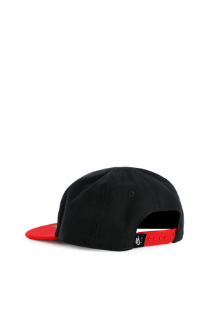 כובע קסקט נייק אייר באדום ושחור NIKE