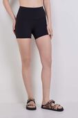 תמונת דוגמן קידמית של lululemon Align&trade; High-Rise Short 4''