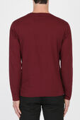 תמונת דוגמן אחורית של Long Sleeve T-Shirt In Cranberry
