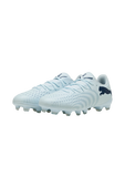 תמונת תקריב של נעלי כדורגל פיוטצ'ר 9 פליי