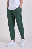 תמונת דוגמן קידמית של Smooth Spacer Jogger Regular