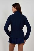 תמונת דוגמן אחורית של UV-Protective Cinch-Waist Running Jacket