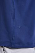 תמונת תקריב דוגמן של Soft Jersey Half Zip