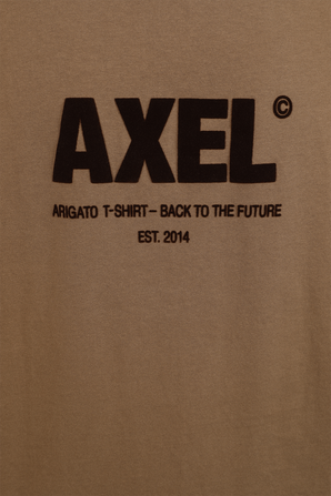 חולצת לוגו טי גרפית  AXEL ARIGATO