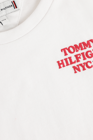 גילאי 4-6 חולצת טי קלאסית עם לוגו מוטבע  TOMMY HILFIGER KIDS