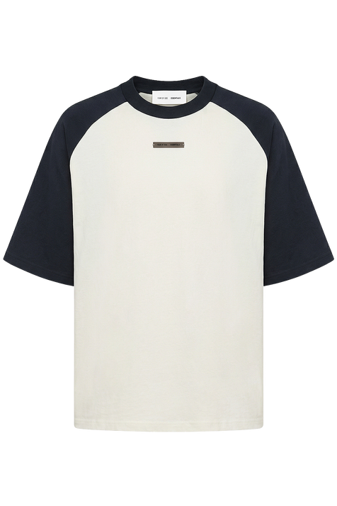 חולצת טי בייסבול