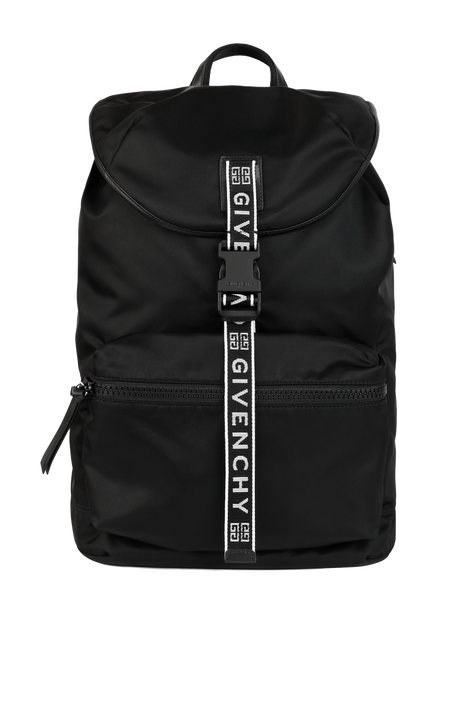 GIVENCHY